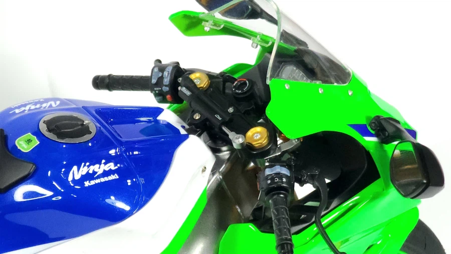 [MENG] 1/9 Kawasaki ZX-10R_8.webp