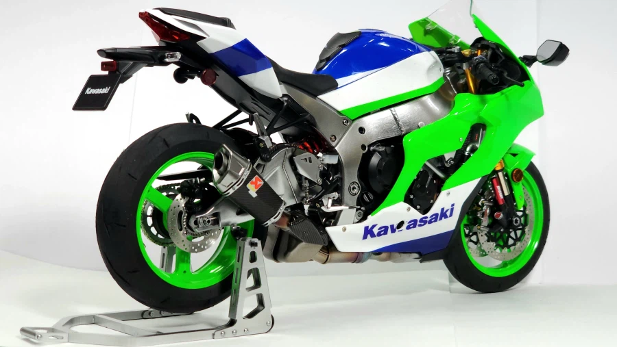 [MENG] 1/9 Kawasaki ZX-10R_13.webp