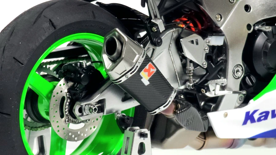[MENG] 1/9 Kawasaki ZX-10R_15.webp