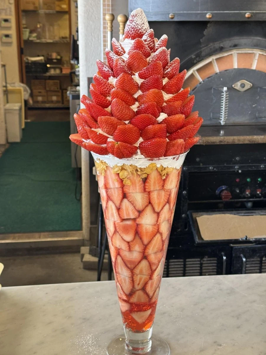 블루아카)하스미 다이어트용 파르페.jpg_1.webp