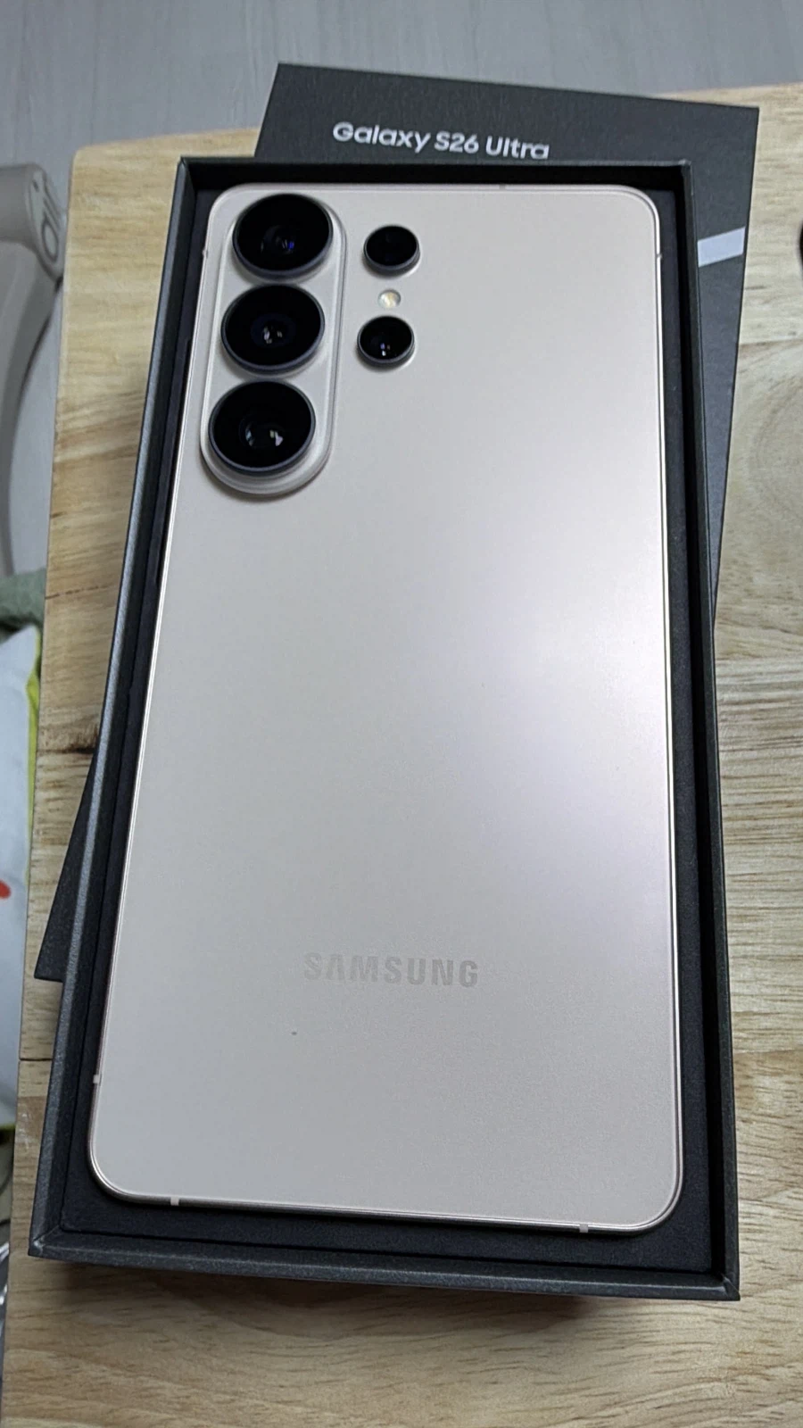 26울트라 핑크골드 수령했습니다_3.webp