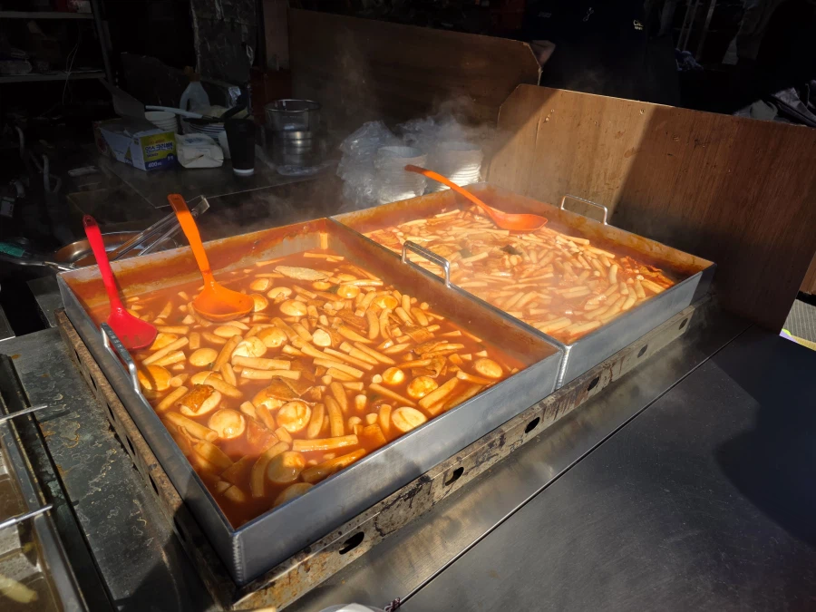 청량리 고향집 아바이순대 정식. 동묘 2000냥 떡볶이 등_3.webp