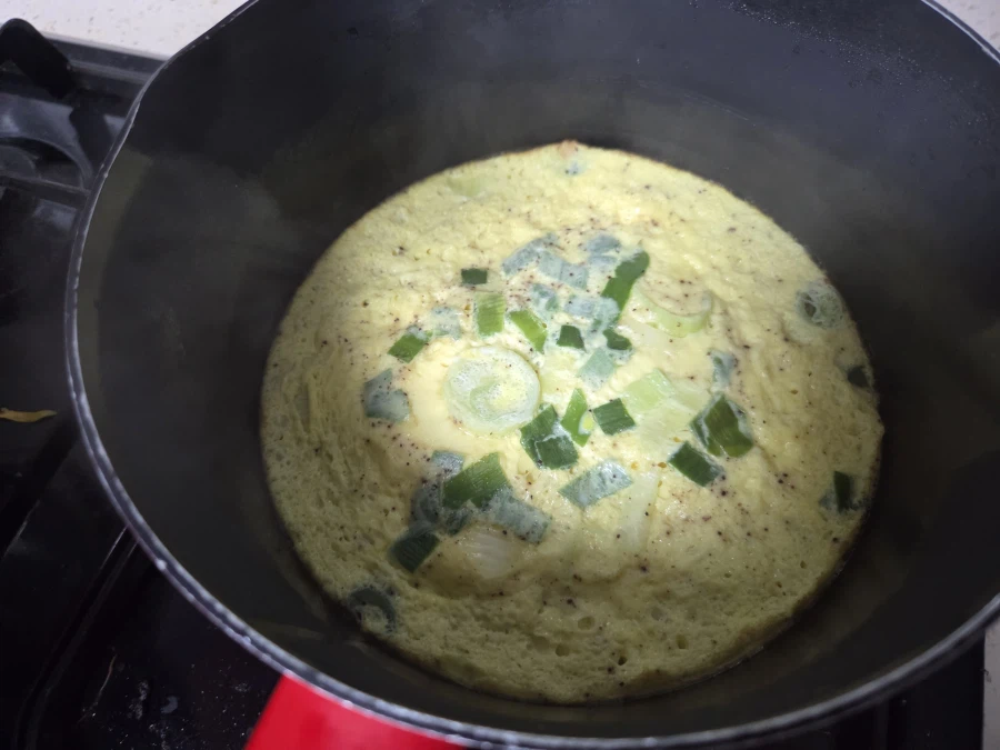 동거시작 한달째... 요리초보 예비 아내의 범상치 않은 솜씨_2.webp