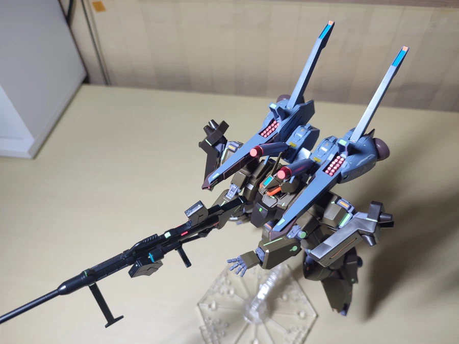 HG 리벤볼프 축광테이프 작업후 찍어본 간단 액션샷들입니다._25.webp