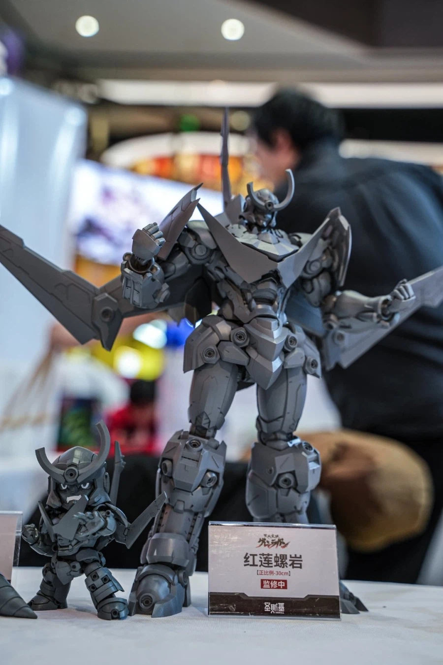 [소스킬] 천원돌파 그렌라간 시리즈 등 원형 전시_1.webp