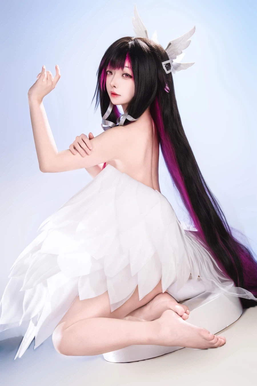 원신 맨다리가 예쁜 콜롬비나 코스프레 모음👣_3.webp