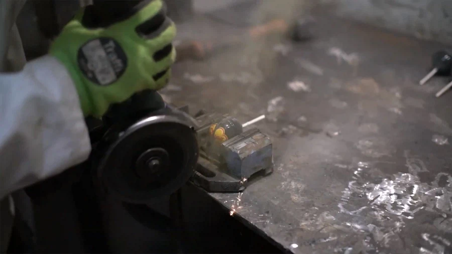 추파춥스, 뜯기 힘들다는 비판에 "끝판왕" 포장 출시_7.webp