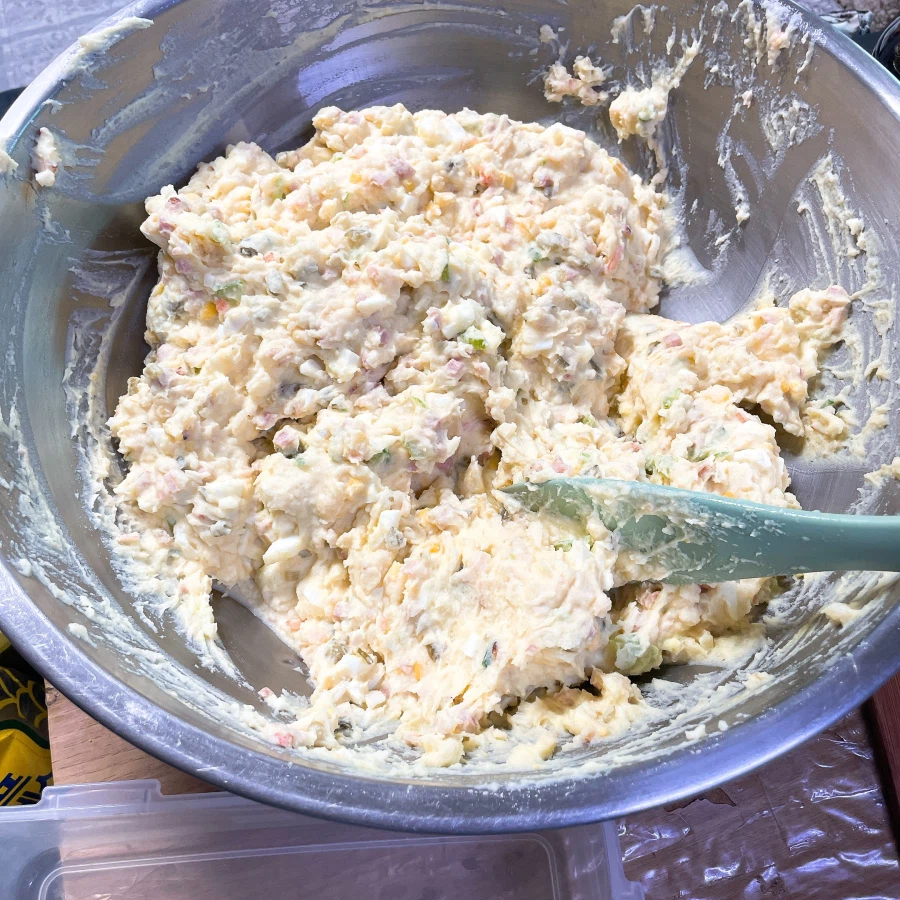 돼억시니) 길거리(?) 와플과 사라다_9.webp