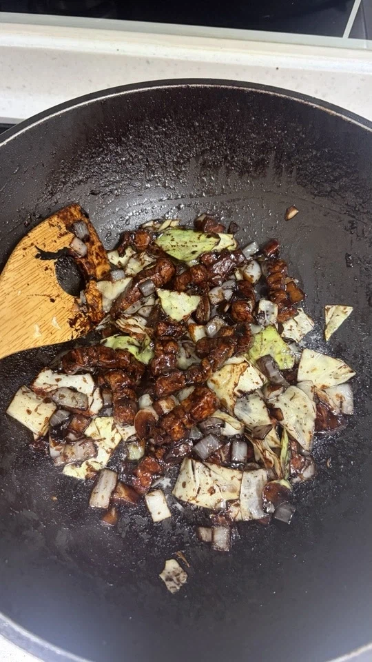 집에서 만들어먹는 간짜장라면_7.webp