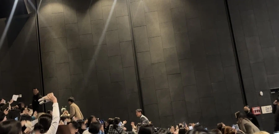 장항준 감독작품 왕과 사는 남자 제작진 쇼박스 무비 공식트위터 영화 촬영 이야기_16.webp