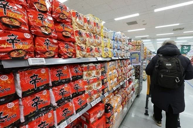 안성탕면·삼양라면 가격 내려간다…라면·식용유값, 4월부터 인하_1.webp