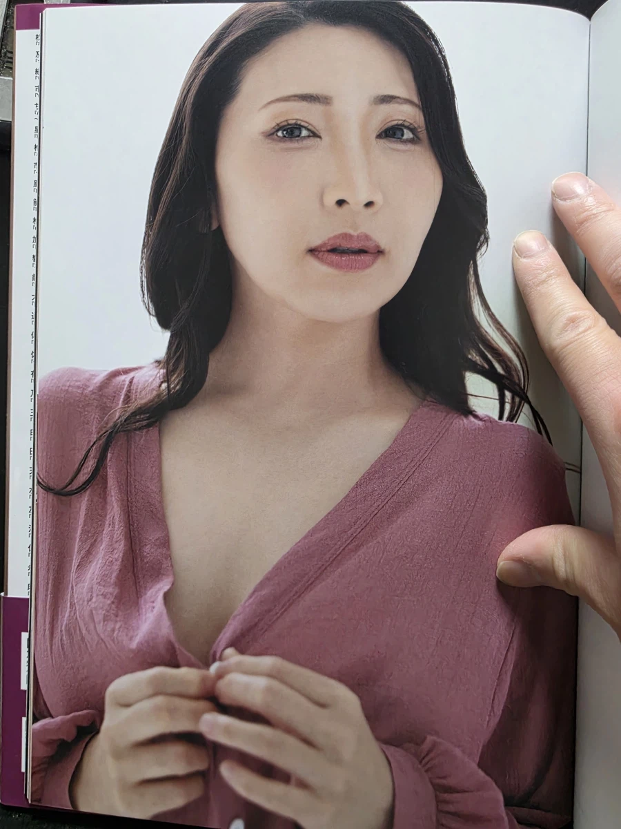 [스압]키사키 히카리(妃ひかり) 사진집 Revirsible_11.webp