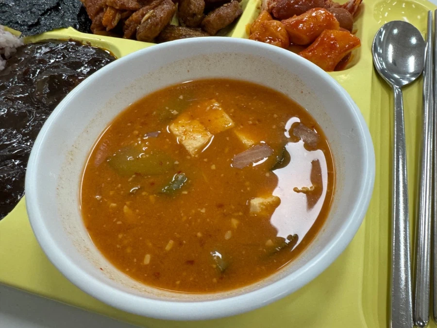 간만에 올리는 구디 8000원 구내식당밥_6.webp