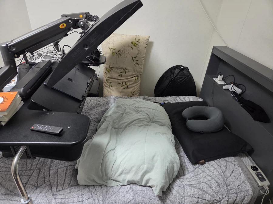 혼자 누워서 만든 PC 게임 (스압)_1.webp