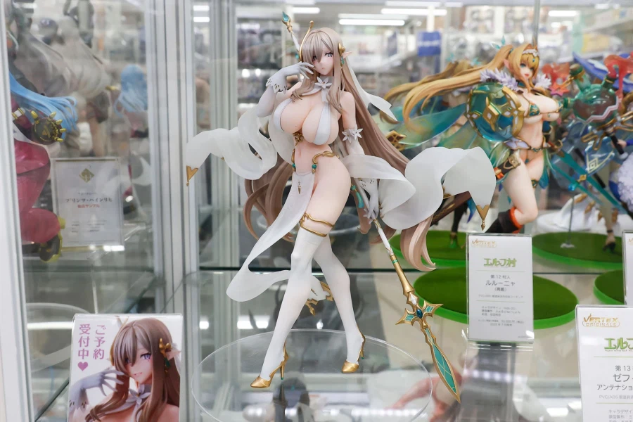 [Vertex] 엘프 마을 - 제13 마을 사람 제피아 전시 사진 2_1.webp