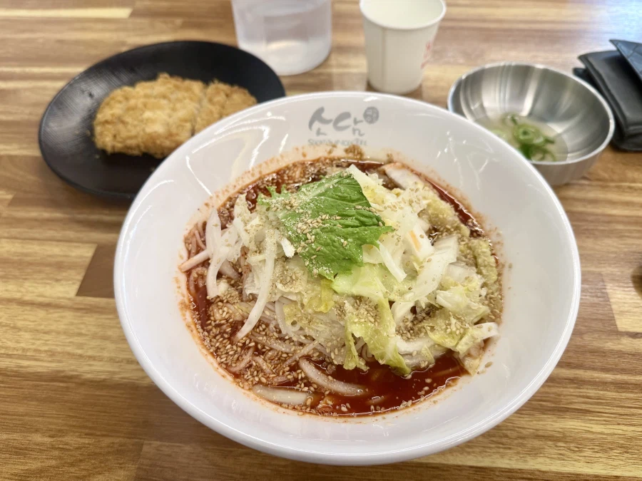 돈까스 비빔국수_2.webp