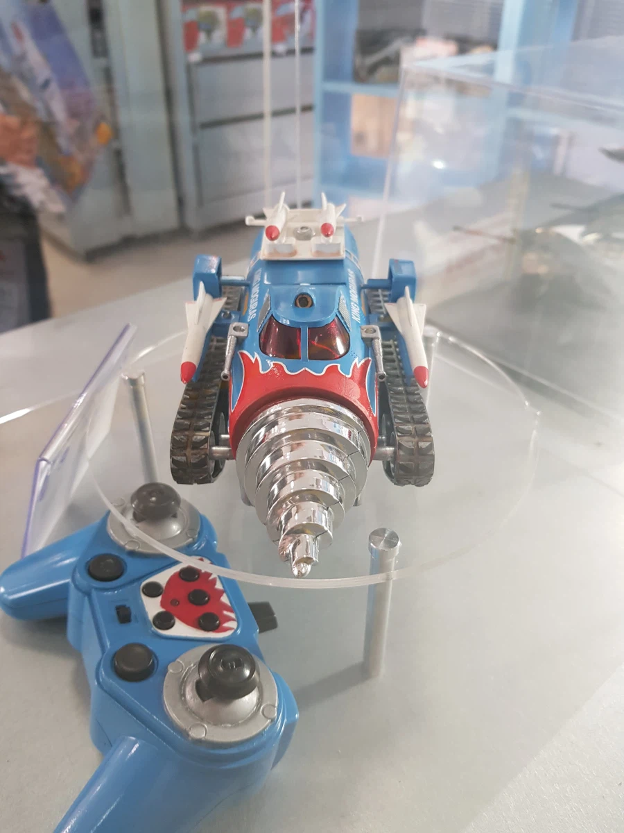 [아카데미 과학] 킹모그라스 박철구 님 작품 전시 사진_10.webp