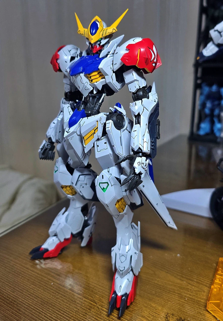 신제품들을 못사서 조립을 못하니_1.webp