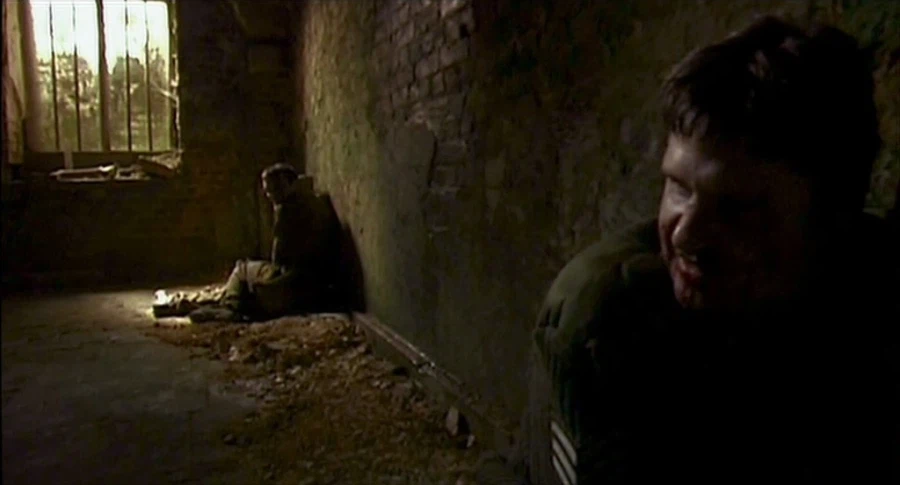 스포 ) "28년 후는 좀비영화인데 왜 인간들 얘기 위주임?"_16.webp