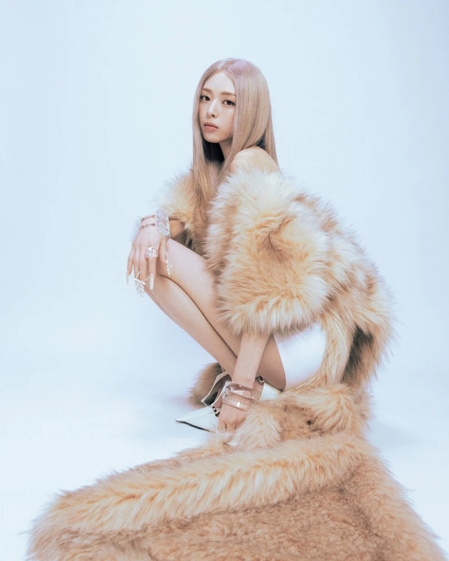 [있지] YUNA(유나) 솔로 - 'Ice Cream' MV 티저 #1_8.webp