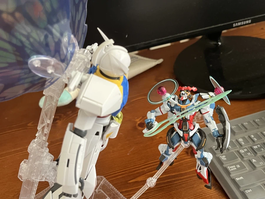 이세계는 없애야한다고….. 건담이 말했어._5.webp