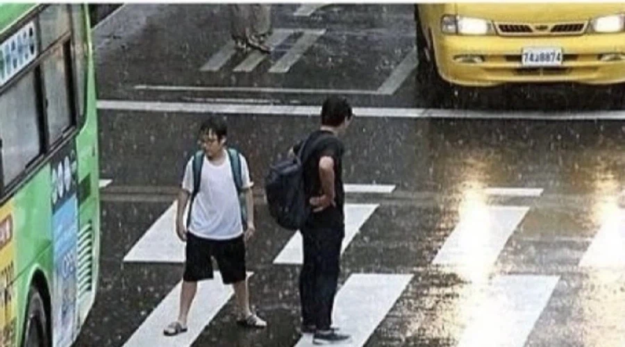 가라 다음에 만나면 적이다_1.webp