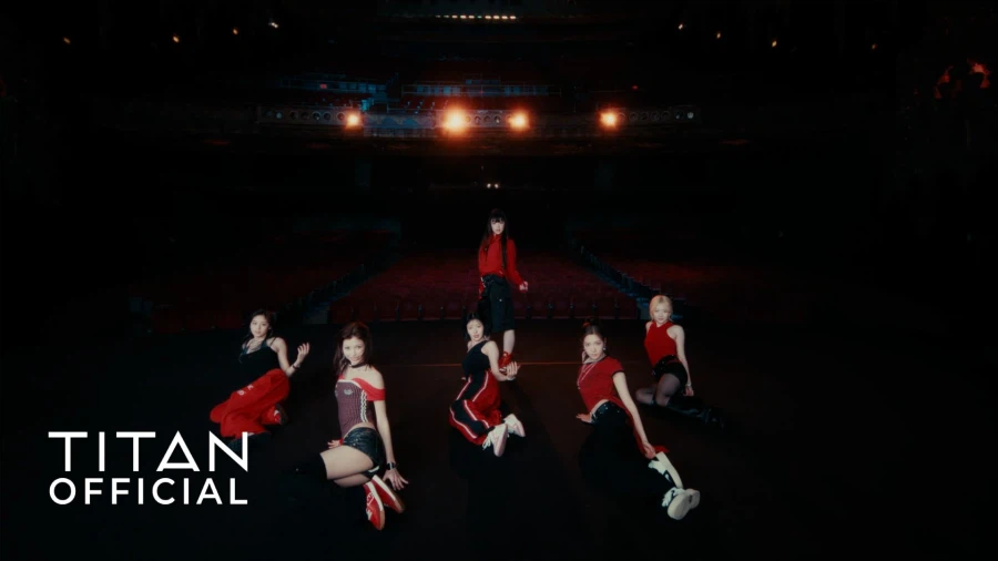 [앳하트] ‘Butterfly Doors’ MV 비하인드 + 퍼포먼스 티저_2.webp