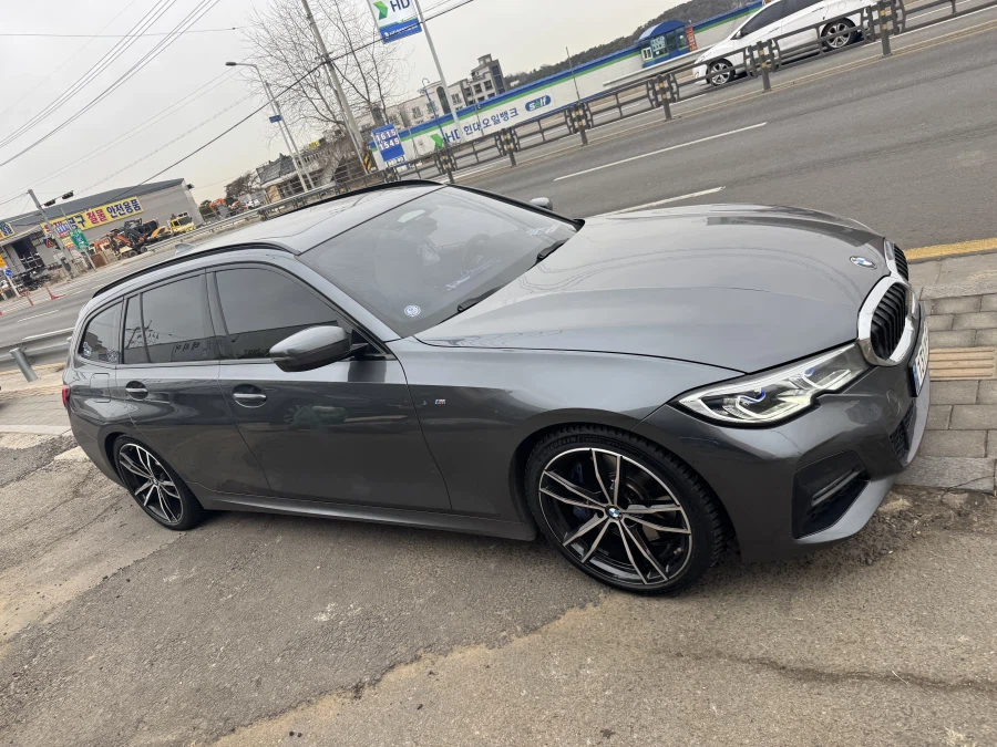 지구 최강 320d 투어링 G21_1.webp