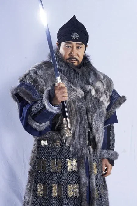 나라 망하게 만드는 정치인 특징.jpg_2.webp