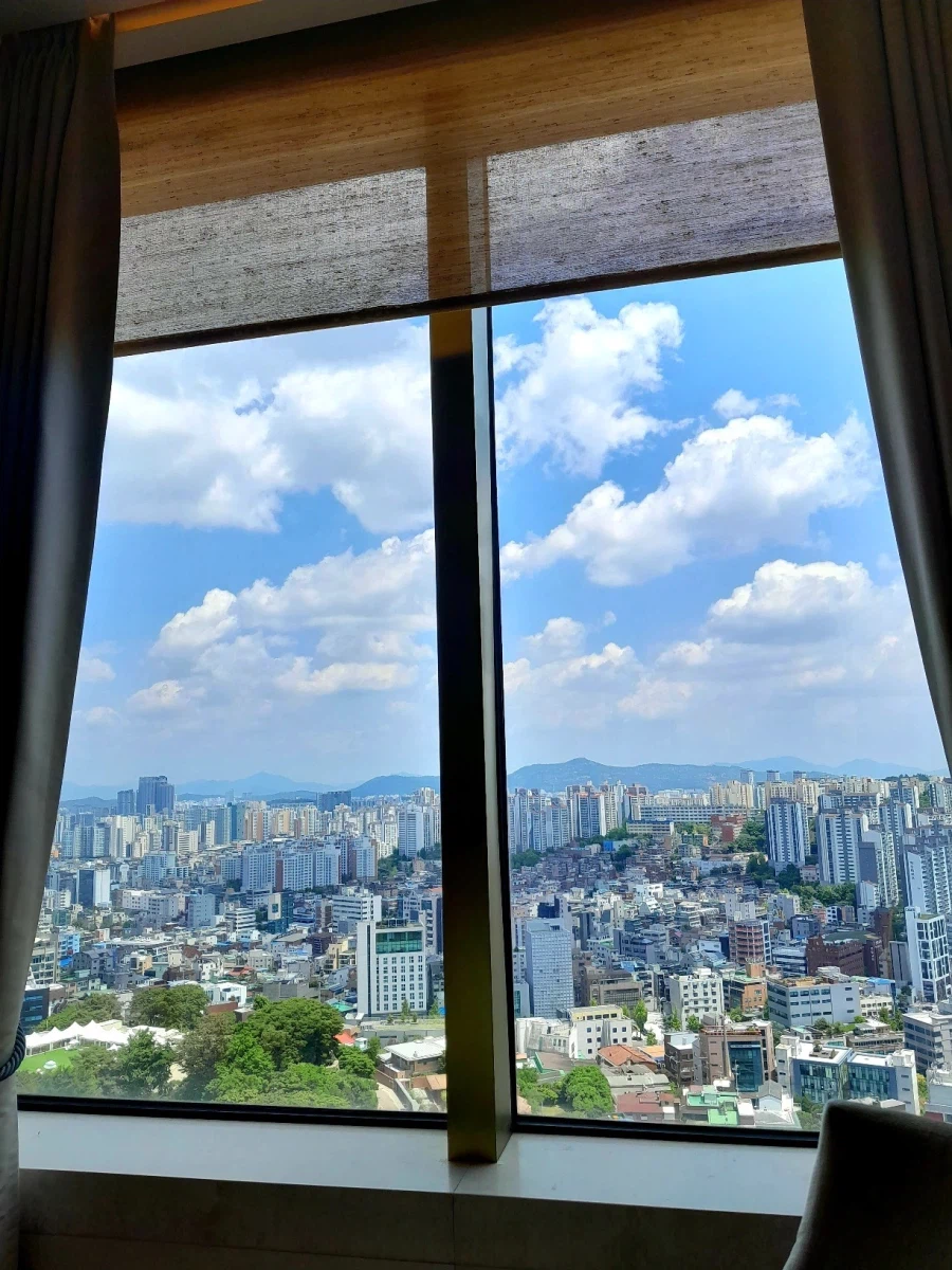 신라호텔 콘티넨탈_24.webp