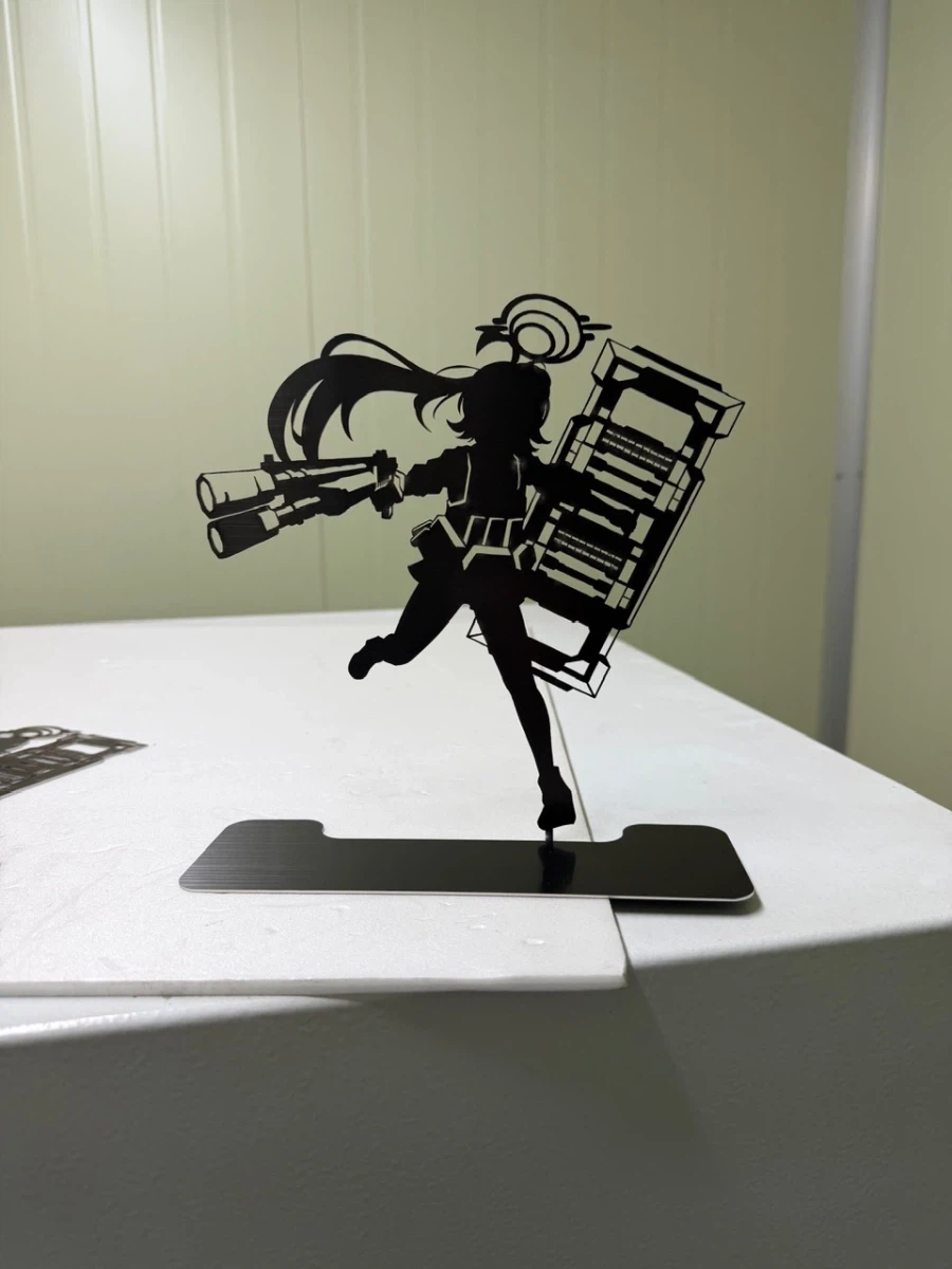 블루아카)여기선 전술 호시노를 쓰죠_1.webp