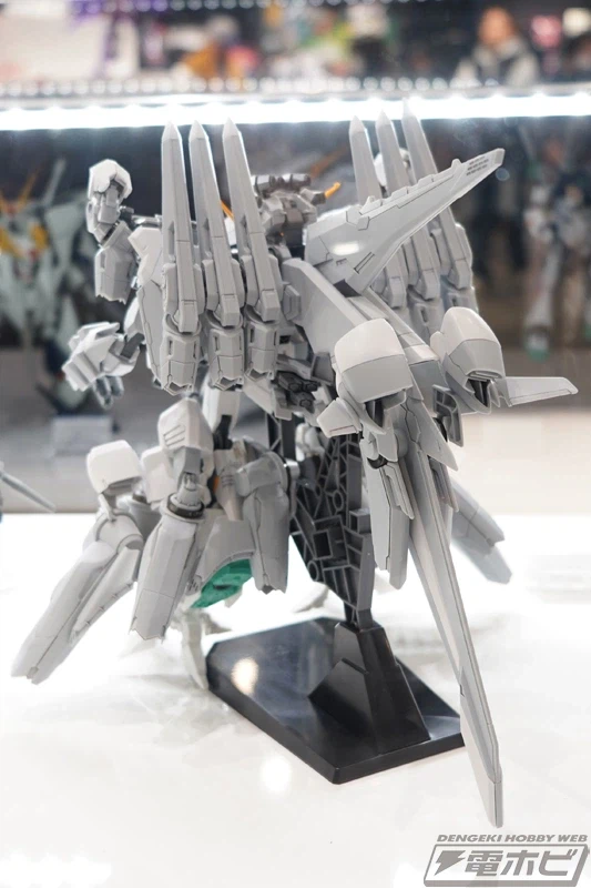 HGUC 1/144 아류제우스 + 양산형 뉴 건담 소체 외 도쿄점 전시 사진 2_4.webp