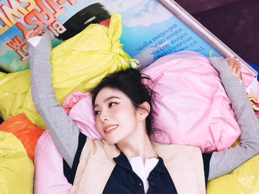 [아이린] IRENE - 'Biggest Fan' 무드 클립 #4_7.webp