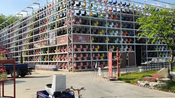 양변기 혀로 핥아버림_3.webp