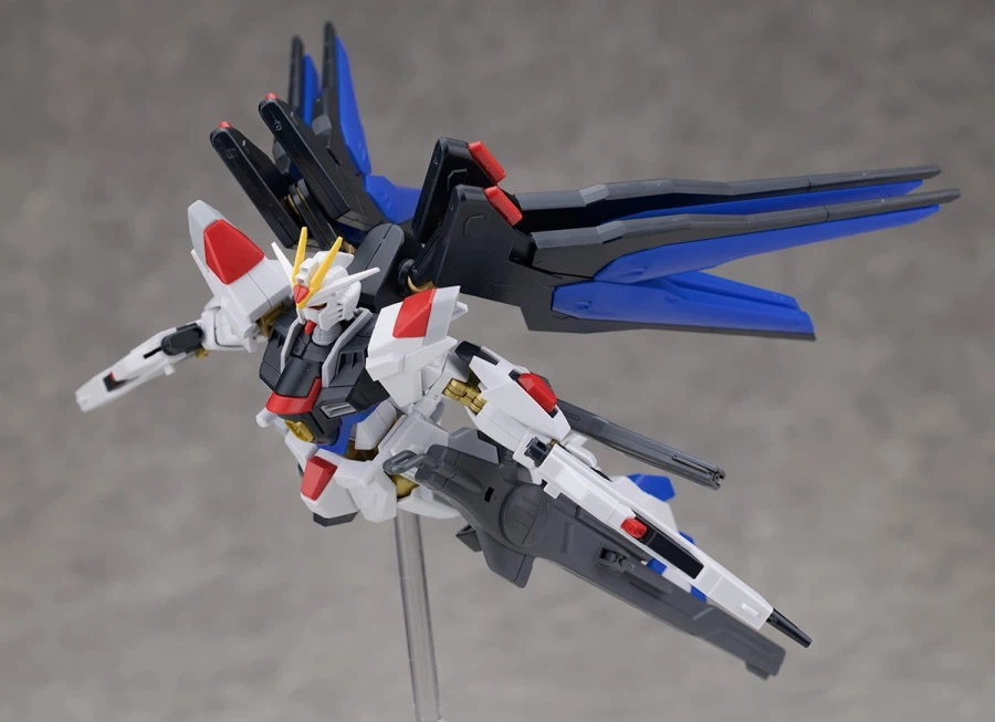 HGCE 1/144 스트라이크 프리덤 건담 2식 해외 리뷰 (스크롤 주의)_72.webp