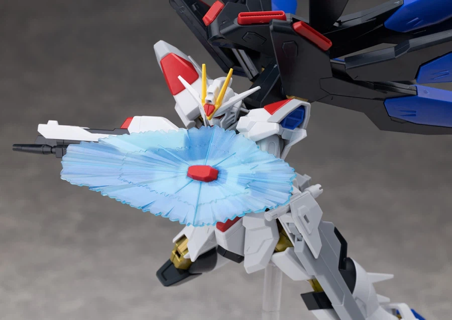 HGCE 1/144 스트라이크 프리덤 건담 2식 해외 리뷰 (스크롤 주의)_86.webp