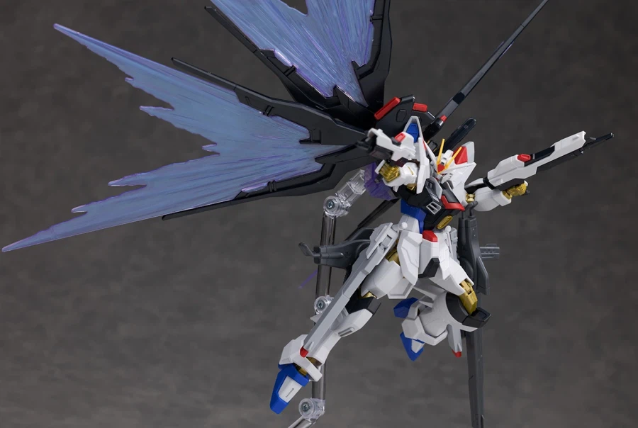 HGCE 1/144 스트라이크 프리덤 건담 2식 해외 리뷰 (스크롤 주의)_100.webp