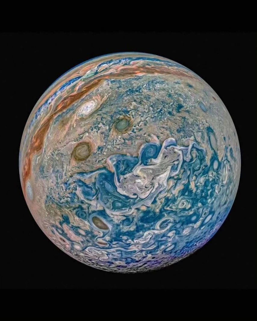 최근 나사가 공개한 선명한 목성사진.jpg_8.webp