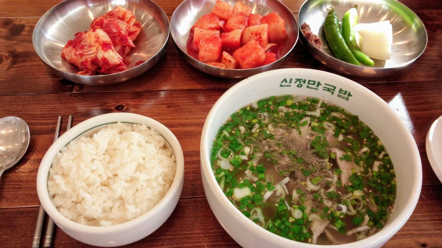 돼지곰탕?을 사 먹어 봤습니다_9.webp