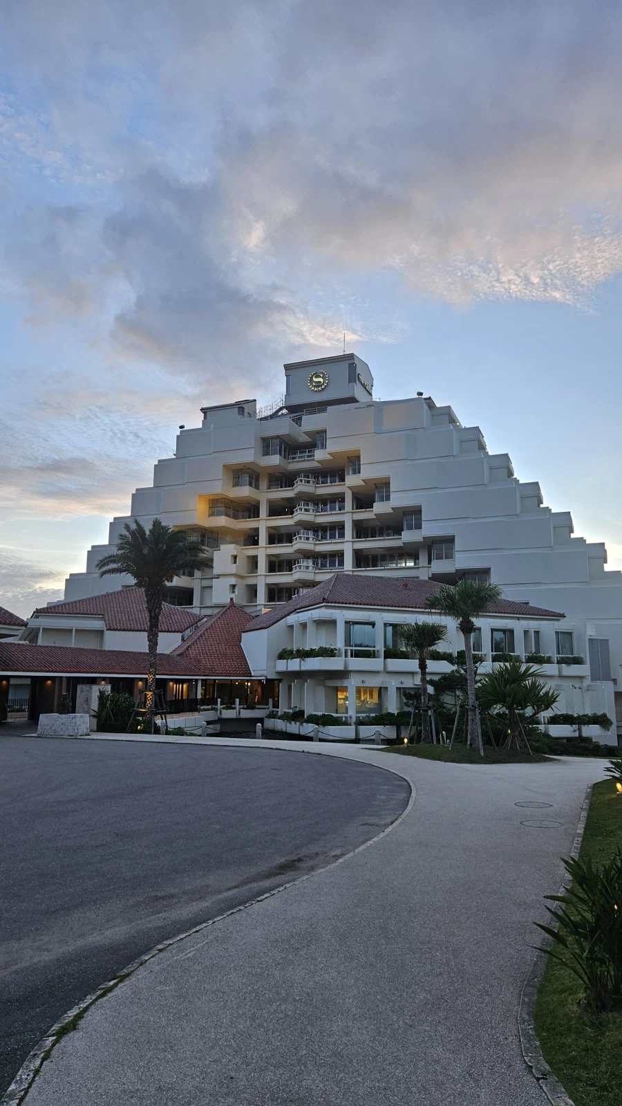 [일본]쉐라톤 오키나와 선마리나 리조트 식사_2.webp