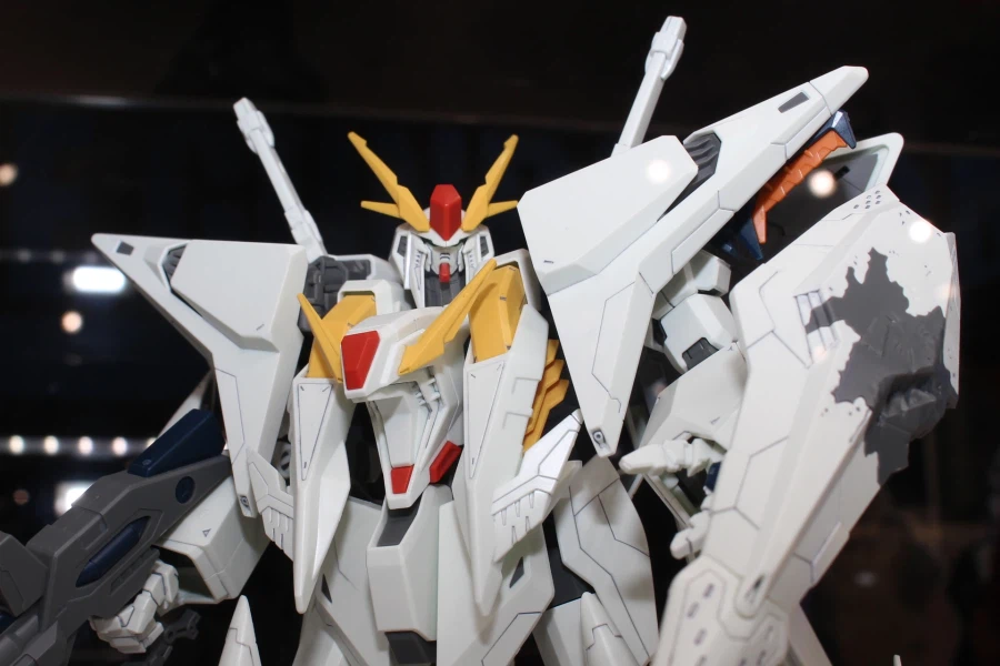 HGUC 1/44 크시 건담 키르케의 마녀 Ver 도쿄점 다각도 전시 사진_3.webp