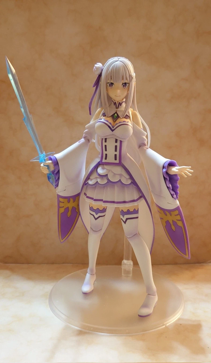 [카도카와] 카도프라 Re: 제로 - 에밀리아 DX Ver 가조립 사진_1.webp