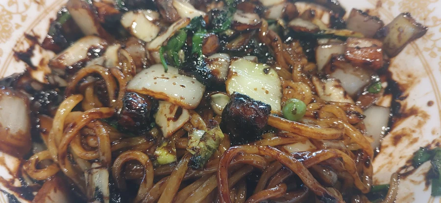 간짜장과 군만두는 찰떡조합입니다._8.webp