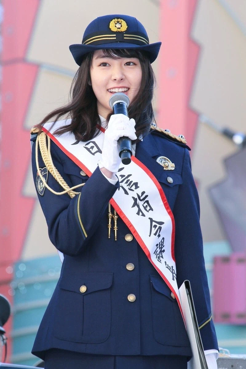 너희들 여경에게 뭔가 착각하는거 아니냐?_4.webp