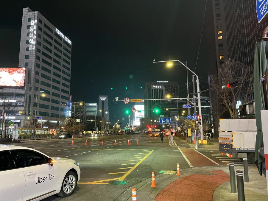 bts)이제 행사 거의 마물단계니 퉷근_1.webp