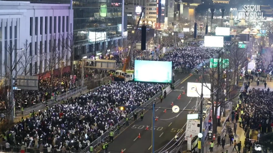 공연 한복판 이순신·세종, 보랏빛 물든 '문화강국'_2.webp