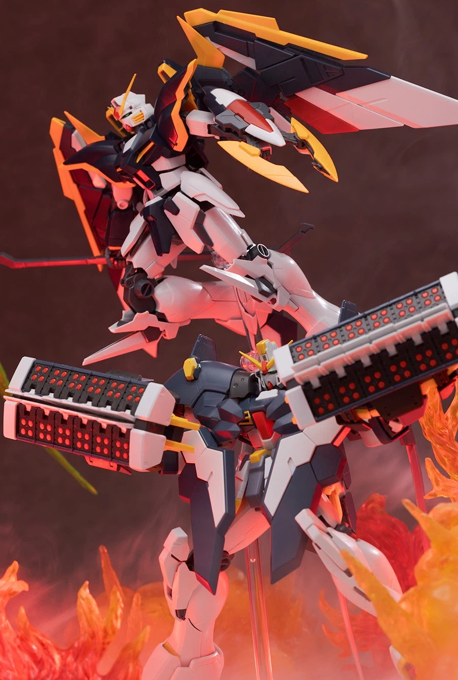 MG 건담 샌드록 EW 아르마딜로 리자드 장비 해외 리뷰 2_111.webp