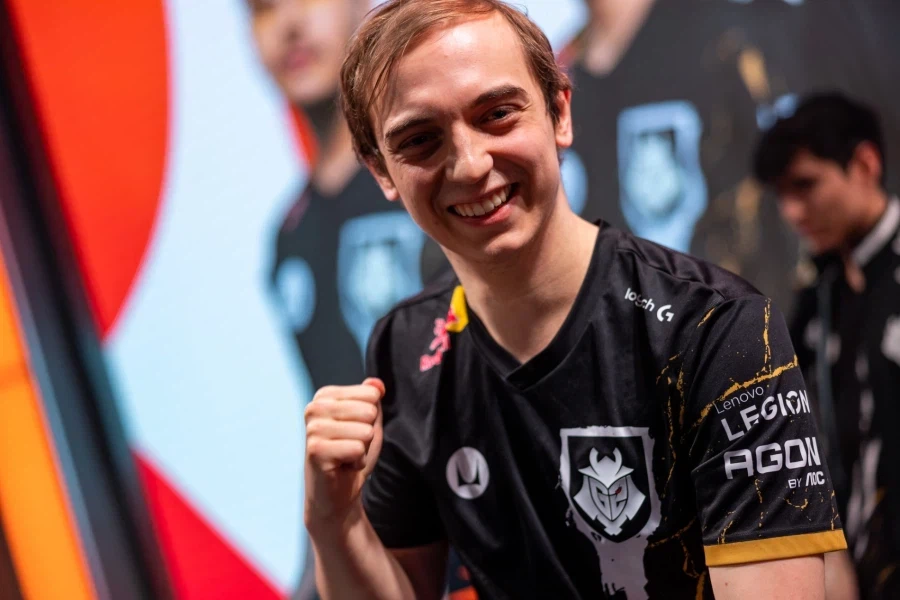 롤)유럽의 숙원: 캡스도 저물어 가는데 19캡스 급의 후계자가 나올 수 있는가_1.webp