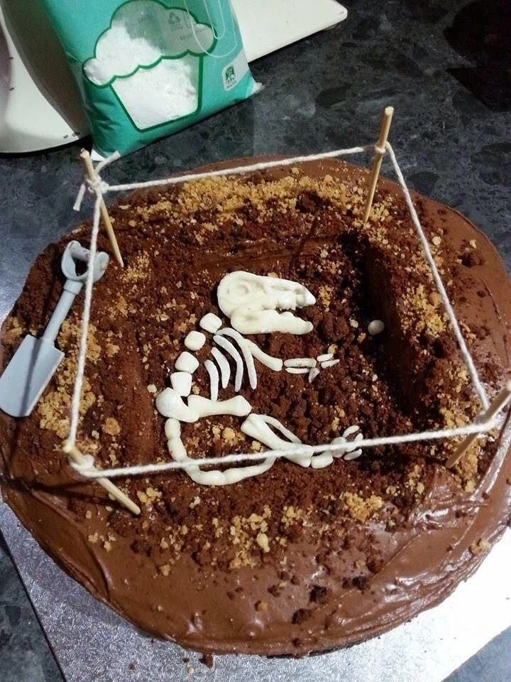 "나 공룡 케이크 갖고싶어!"_1.webp