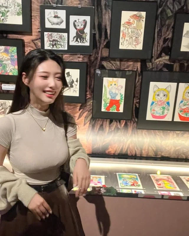 동탄미시룩 입은 코스프레모델 누나.JPG_6.webp